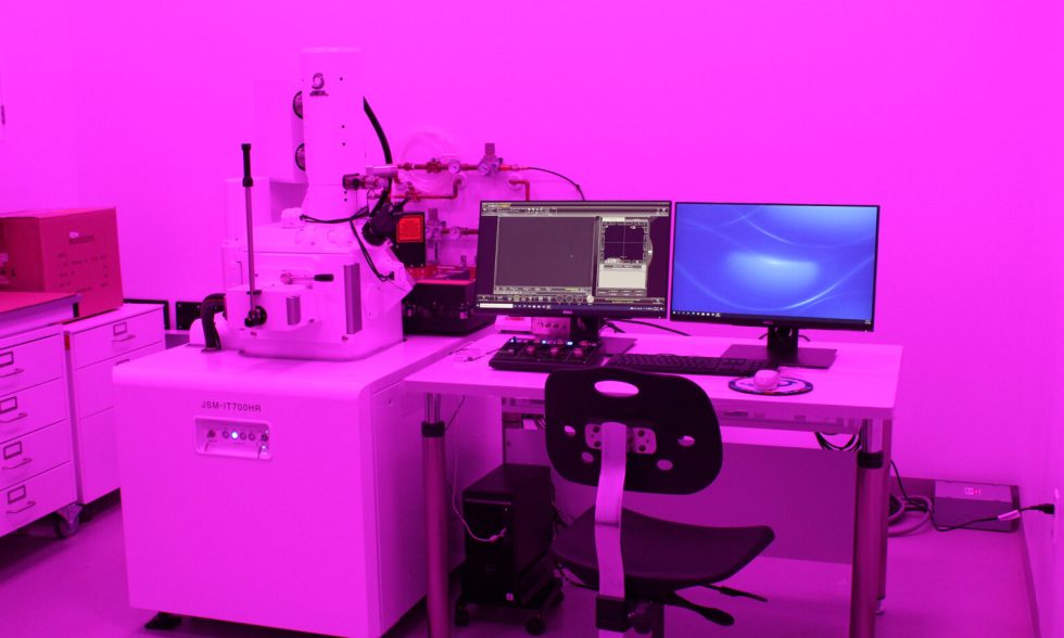 Picture of SEM JSM-IT700HR InTouchScope™