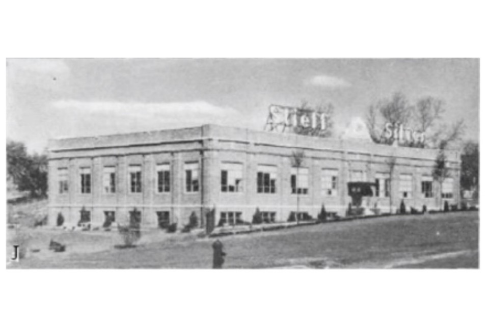 One story Building 1928
